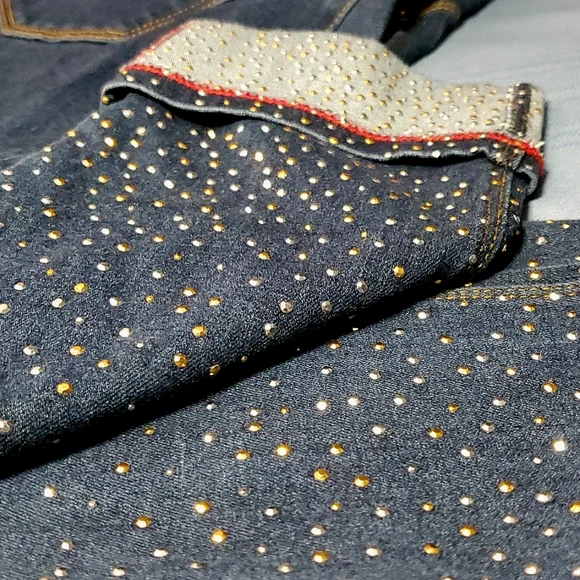 Nygard Luxe Denim Leggings w/ Rhinestone Fade Cuffed Bottoms - Size Small 6-8 - Picture 5 of 14